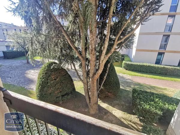 Appartement à louer 3 pièces 48.77m²