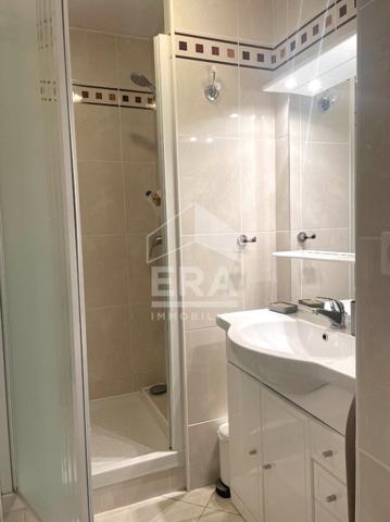 Bel appartement de  33.57 m², résidence avec ascenseur, Sainte Cécile