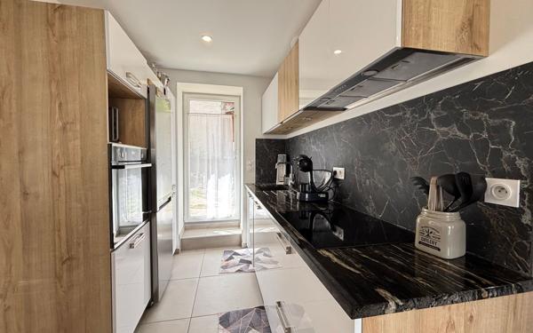 Maison à vendre    3 pièces • 85 m2 Saint-Laurent-du-Pont