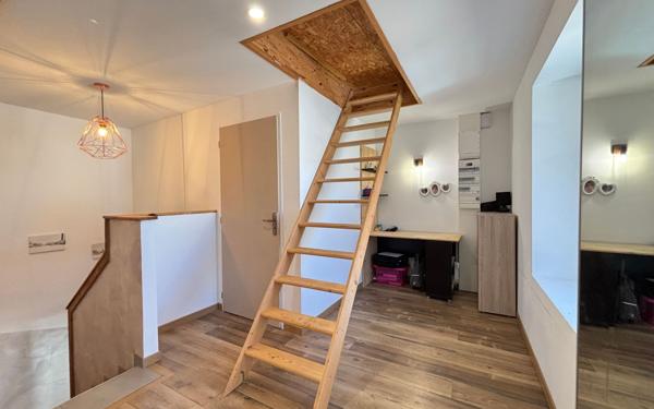 Maison à vendre    3 pièces • 85 m2 Saint-Laurent-du-Pont