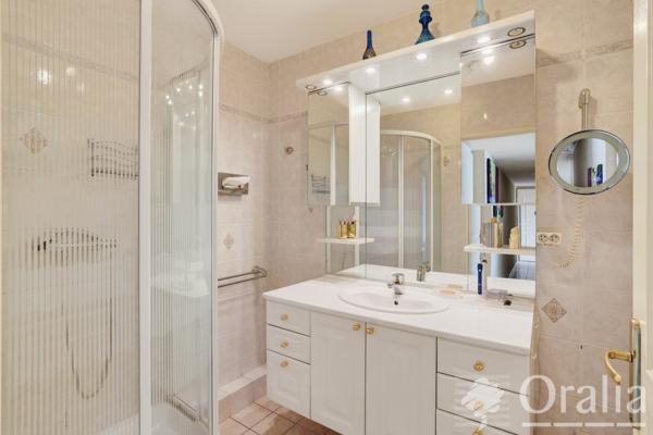 Appartement · Vente Lyon (69008) 5 pièces · 106m²
