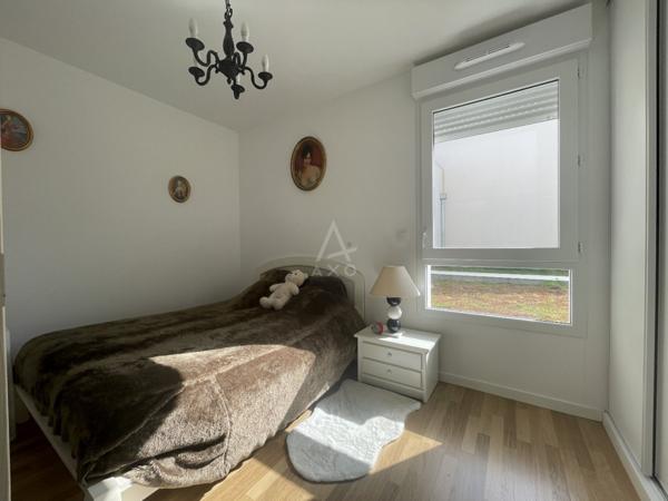 VIAGER Sans RENTE- DUH - Appartement T4 de surface 97 M2 avec 3 chambres et grande terrasse denrier étage immeuble  2023 -  à Chantepie 4 km de  Rennes