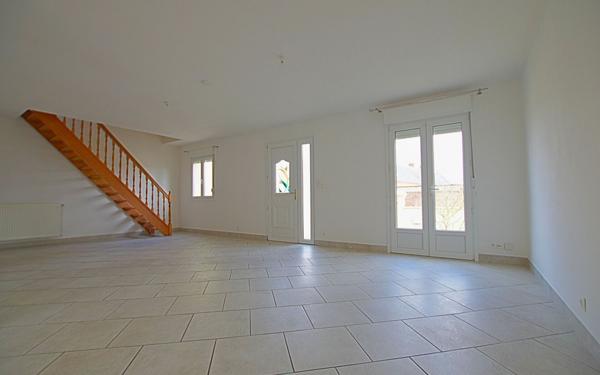 Maison à vendre    6 pièces •  Ham