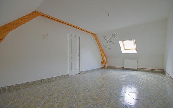 Maison à vendre    6 pièces •  Ham