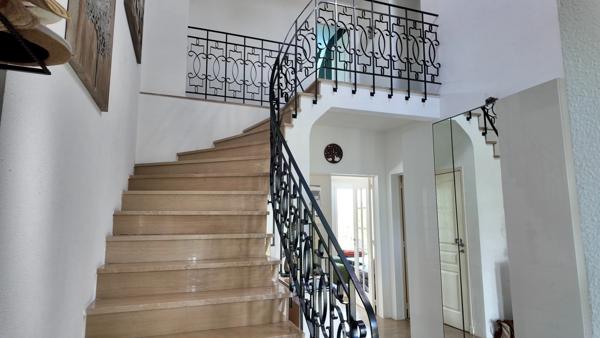 Maison familiale avec piscine