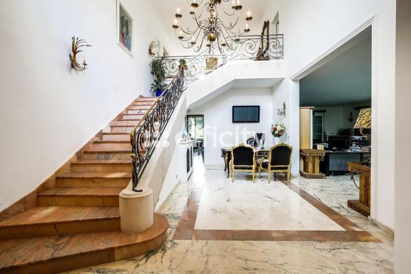 Maison
         10 pièces
        - 570 m² Bien prestige 1 890 000 € *