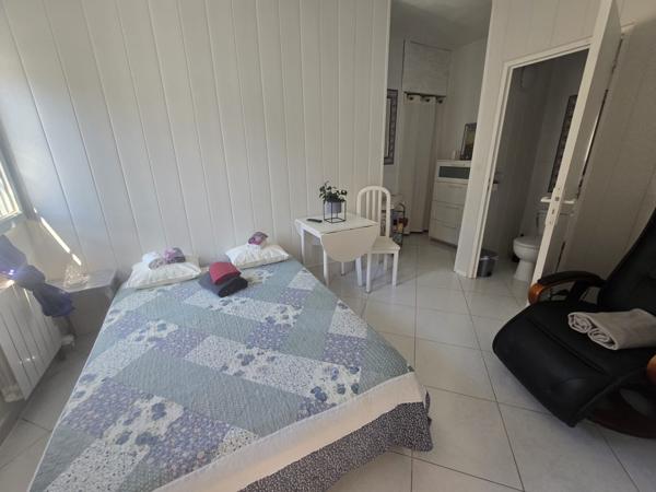 Marseille (13009) 4 appartements sans travaux gros revenus locatifs