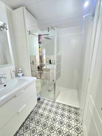 Marseille (13009) 4 appartements sans travaux gros revenus locatifs