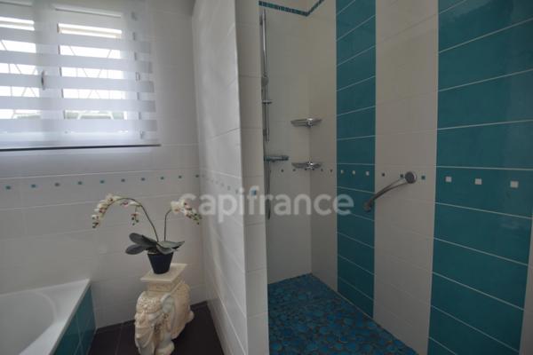 Propriété 5 chambres - T3 attenant - garage XXL - piscine à MARMANDE (47)