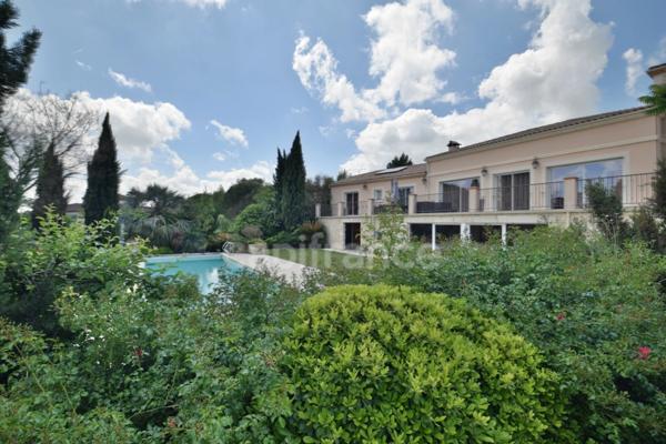 Propriété 5 chambres - T3 attenant - garage XXL - piscine à MARMANDE (47)