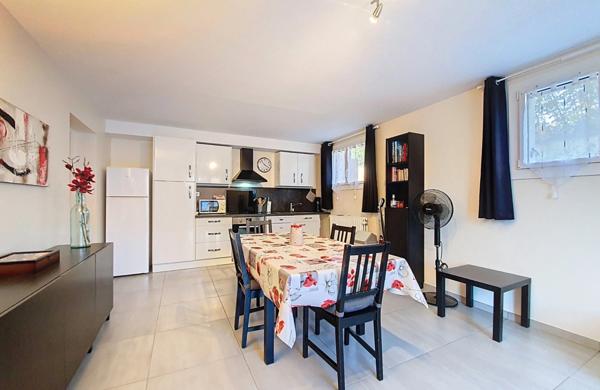 A 10min de CHAMBERY sur NOVALAISE Villa d’architecte 7 pièces de 220 m² plus T2 indépendant 50 m² sur plus de 1700m2– Idéal pour revenu locatif, activité professionnelle ou l'accueil de votre famille