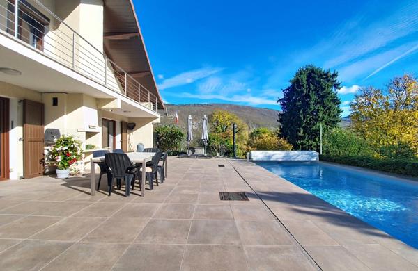 A 10min de CHAMBERY sur NOVALAISE Villa d’architecte 7 pièces de 220 m² plus T2 indépendant 50 m² sur plus de 1700m2– Idéal pour revenu locatif, activité professionnelle ou l'accueil de votre famille