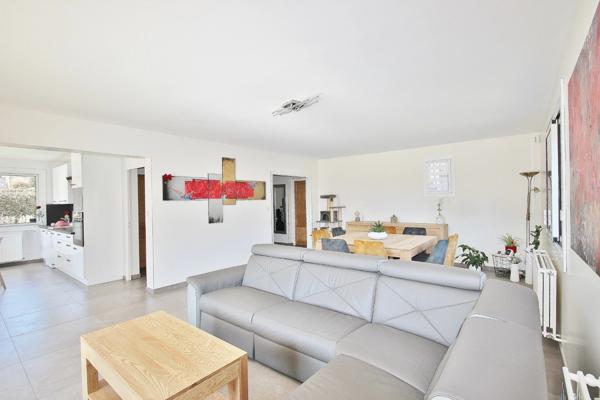 A 10min de CHAMBERY sur NOVALAISE Villa d’architecte 7 pièces de 220 m² plus T2 indépendant 50 m² sur plus de 1700m2– Idéal pour revenu locatif, activité professionnelle ou l'accueil de votre famille
