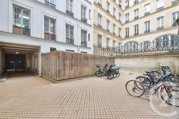 Appartement F2 à vendre  2 pièces - 55,17 m 2   PARIS  - 75010