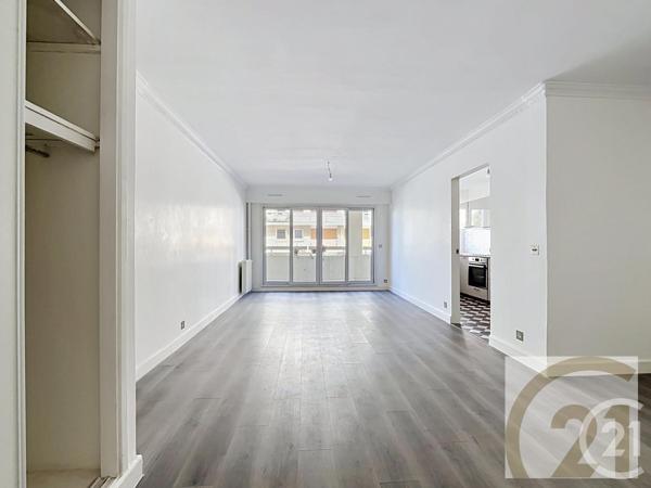Appartement F2 à vendre  2 pièces - 55,17 m 2   PARIS  - 75010