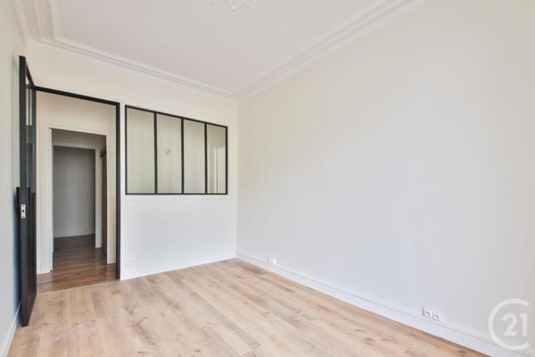 Appartement F2 à vendre  2 pièces - 55,17 m 2   PARIS  - 75010
