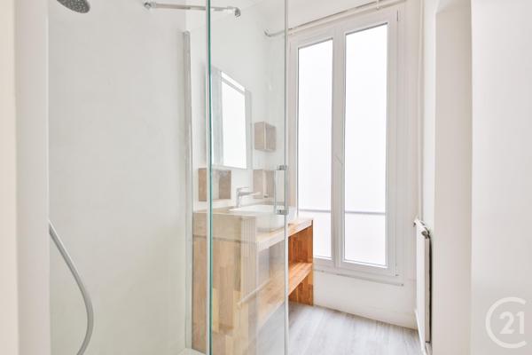 Appartement F2 à vendre  2 pièces - 55,17 m 2   PARIS  - 75010