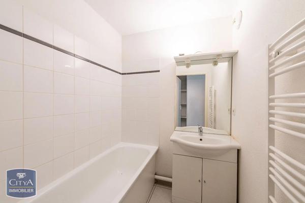 Appartement à vendre 2 pièces 53.6m² Le Cateau-Cambrésis (59360)