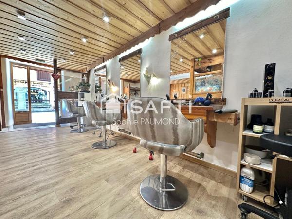 Fonds de commerce positionné sur un axe passant