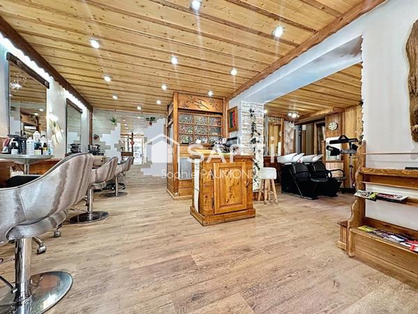 Fonds de commerce positionné sur un axe passant