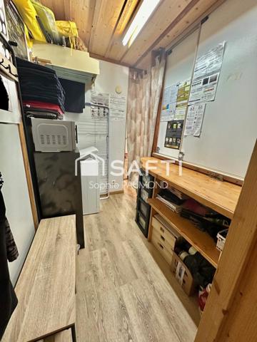 Fonds de commerce positionné sur un axe passant