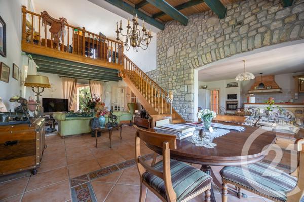 Maison à vendre  6 pièces - 159,10 m2 LAGRAVE - 81