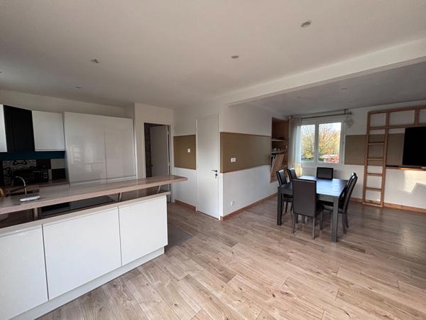 Maison Château-gontier 6 pièce(s) 169 m2