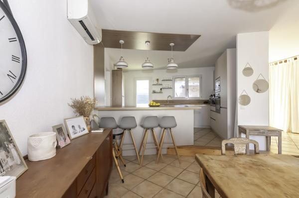 Maison à vendre |  Gignac |  4 pièces | 100 m²