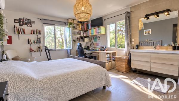 Maison à vendre 5 pièces 143 m² Sorgues