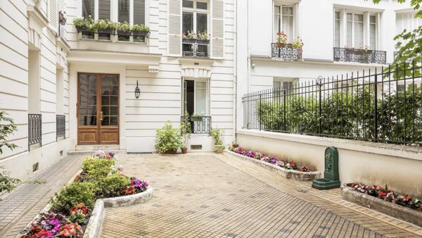 Appartement Paris 16e - RUE DE LA POMPE