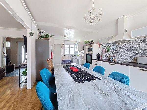 Maison Dreux proche centre ville et écoles - garage accolé - jardin - 3 chambres, double séjour