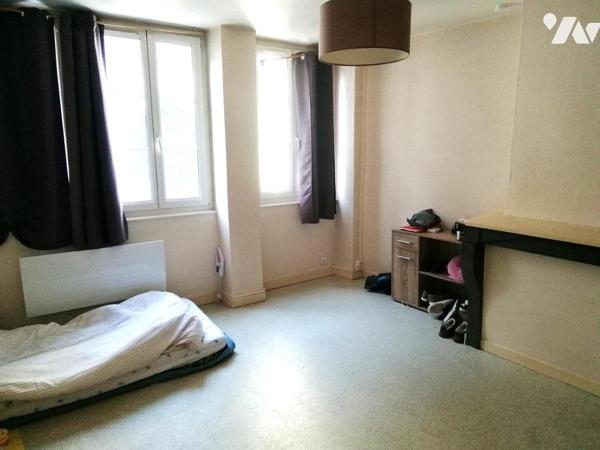 BESANCON PROCHE CENTRE UN LOT DE DEUX studios 