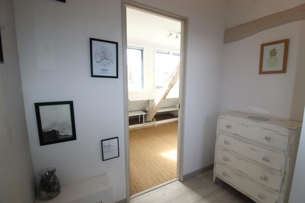 Nevers (58000) Appartement duplex avec garage et jardin privatif