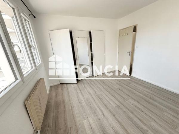 Location Appartement 2 pièces 55.35 m² - CHEMIN DU VALENTIN Bourg Les Valence 26500