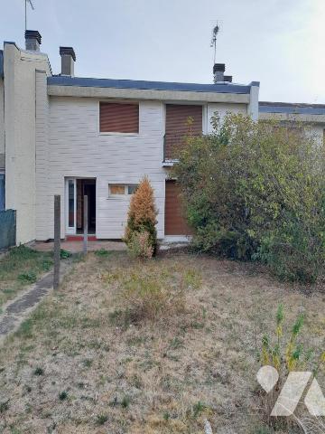 SARAN - QUARTIER "SABLONNIERES" PAVILLON T4  - GARAGE - JARDIN