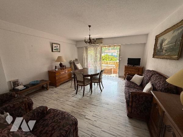 En exclusivité au calme au Cœur des Vespins dans une résidence de standing , un 3 pièces traversant.