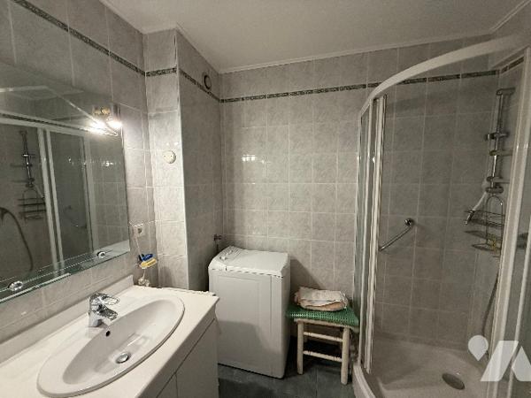 En exclusivité au calme au Cœur des Vespins dans une résidence de standing , un 3 pièces traversant.