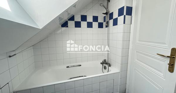 Location Appartement 2 pièces 42.1 m² - Paris 75008