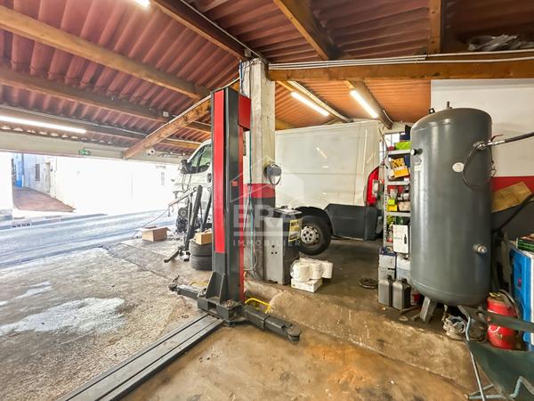 Fond de commerce Garage automobile 77m² 13013 Château Gombert