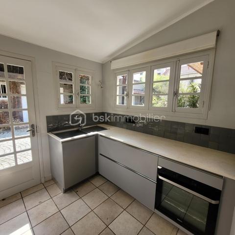 Demeure de 202,68 m²