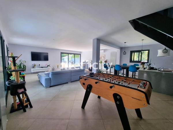 Maison 8 pièces - 180 m² Bien prestige