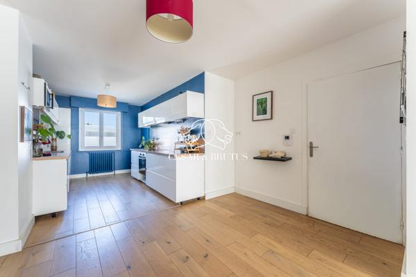 COEUR GRATTE-CIEL – Lumineux T4 de 102m² avec loggia, parking