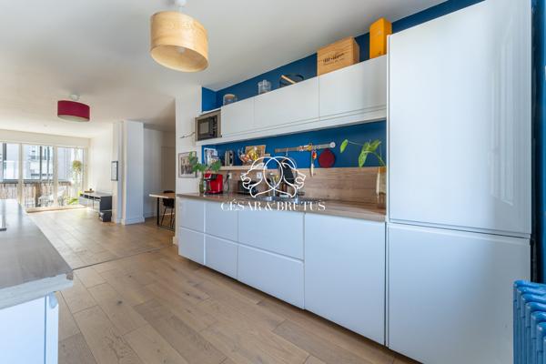 COEUR GRATTE-CIEL – Lumineux T4 de 102m² avec loggia, parking