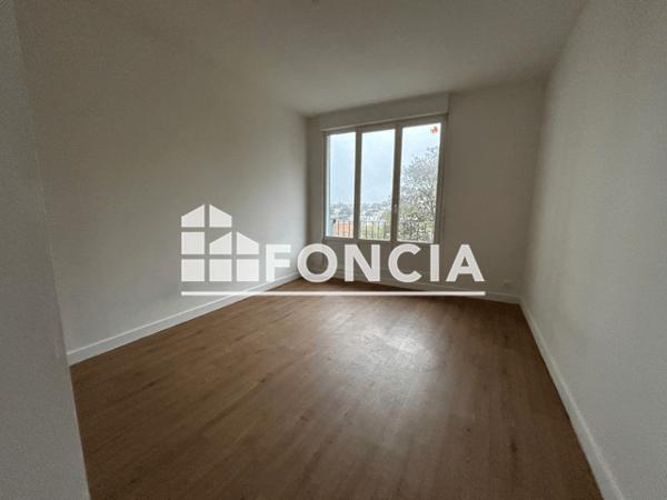 Location Appartement 4 pièces 80.92 m² - 12 RUE SOMME-PY Brest 29200