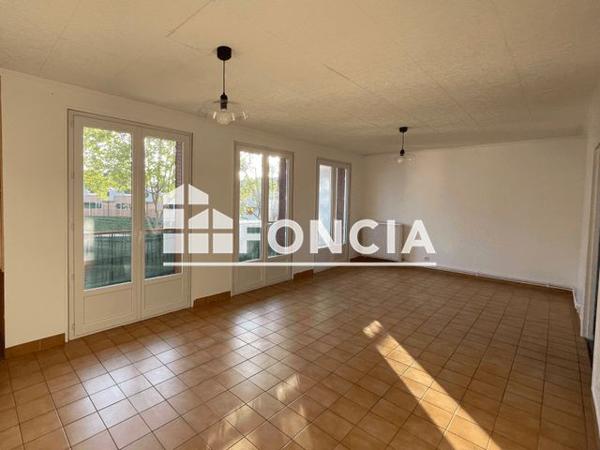 Location Appartement 3 pièces 70.2 m² - 5 RUE CHARLES DENET Evreux 27000