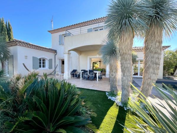 Marina individuelle traversante – 6 pièces – 165 m² – Terrain 700 m2