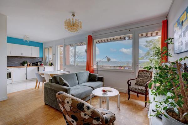 Appartement T4 sur le plateau de Saint Rambert avec vue sur Fourvière