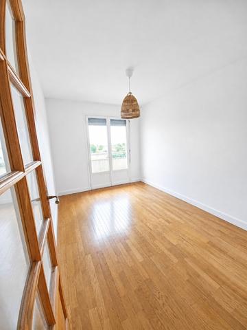 Appartement VILLEURBANNE 46.81 m²