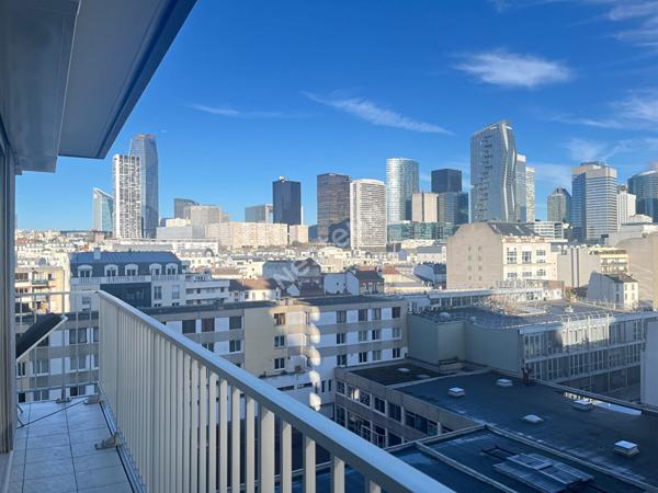 Puteaux : Résidence Bellerive , Appartement de 2 pièces de 46.66 m² avec Balcon ,cave et Parking