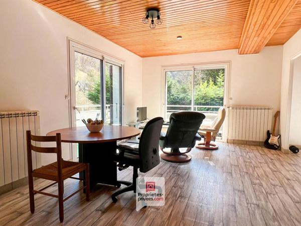 Gières (38610) Appartement T2/T3 - Jardin - place parking - garage